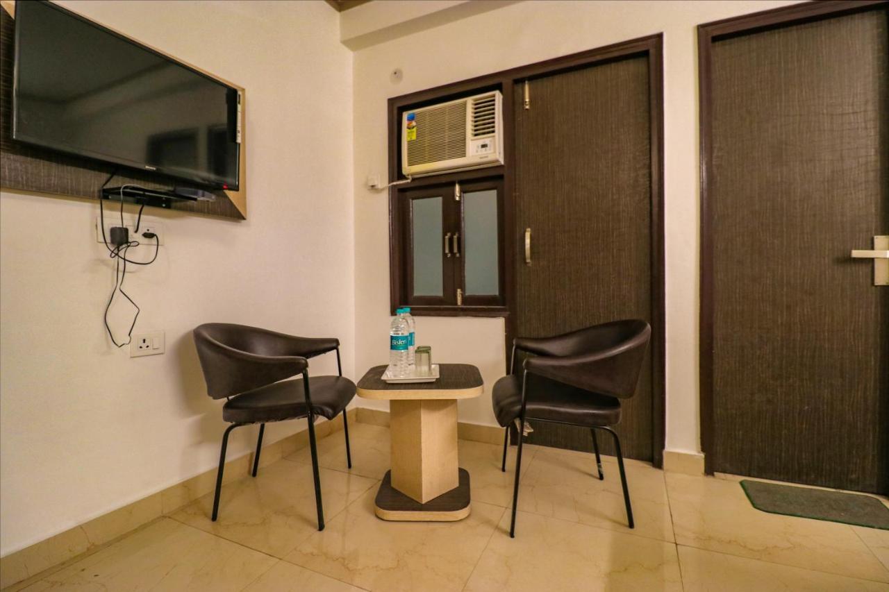 Fabexpress Dolphin International Near Delhi Airport Hotel New Delhi Buitenkant foto