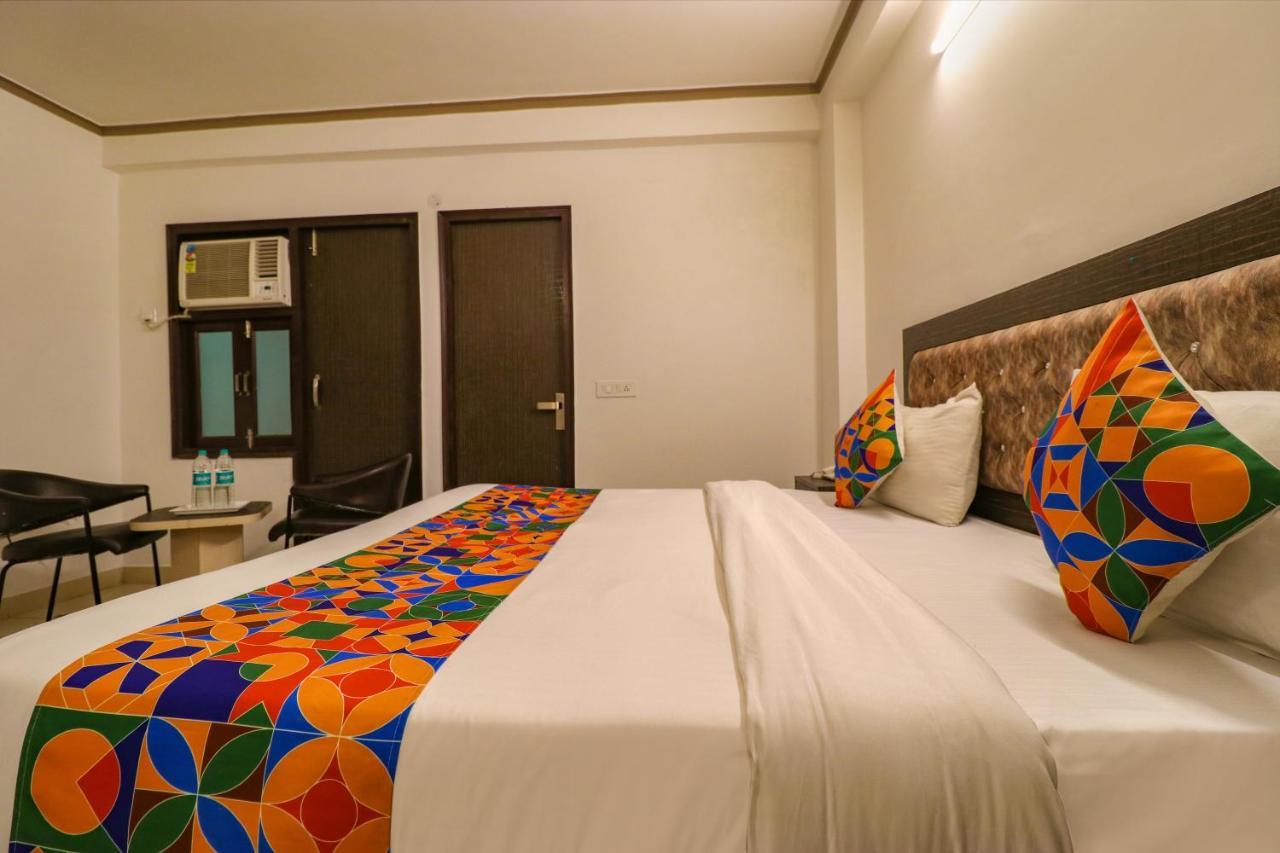 Fabexpress Dolphin International Near Delhi Airport Hotel New Delhi Buitenkant foto